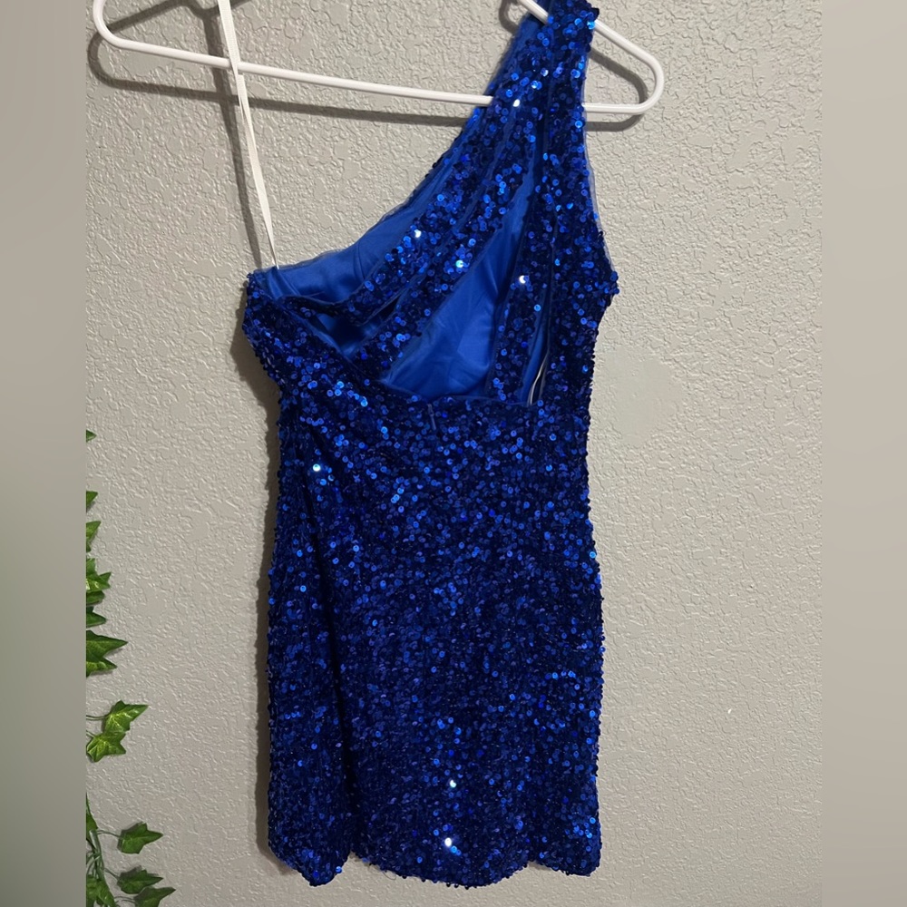 One shoulder blue sequin dress - Picture 2 of 2